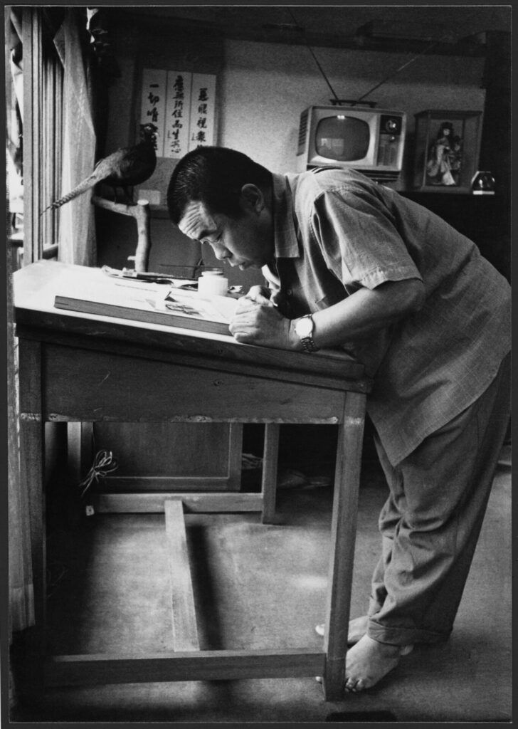 制作中の山下清