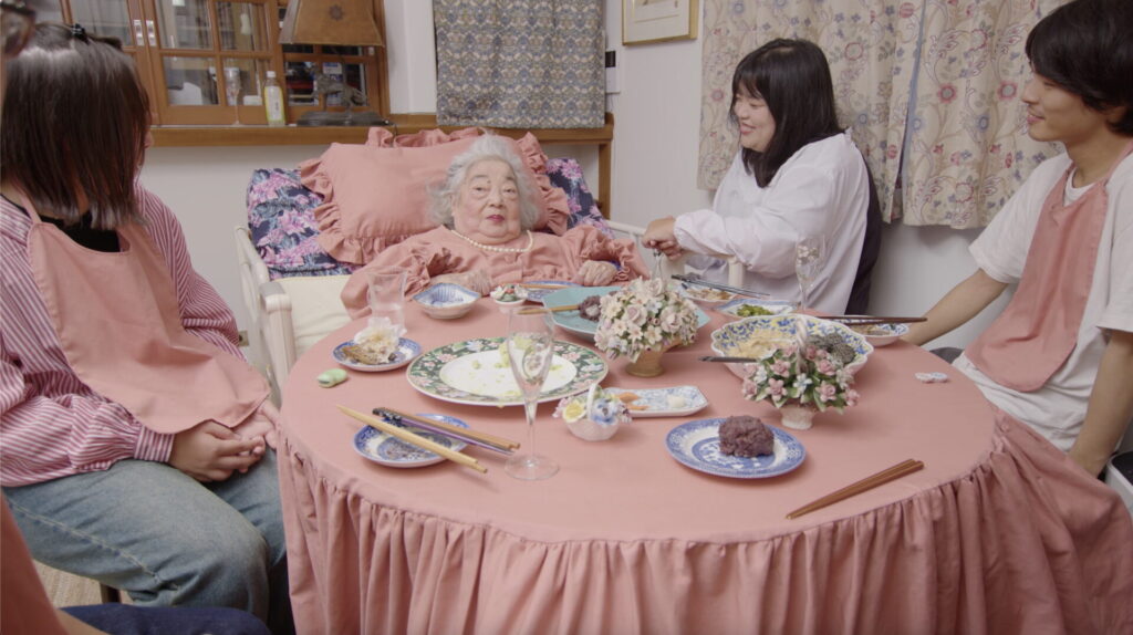 津野青嵐 《 The Wishing Table 》 2024