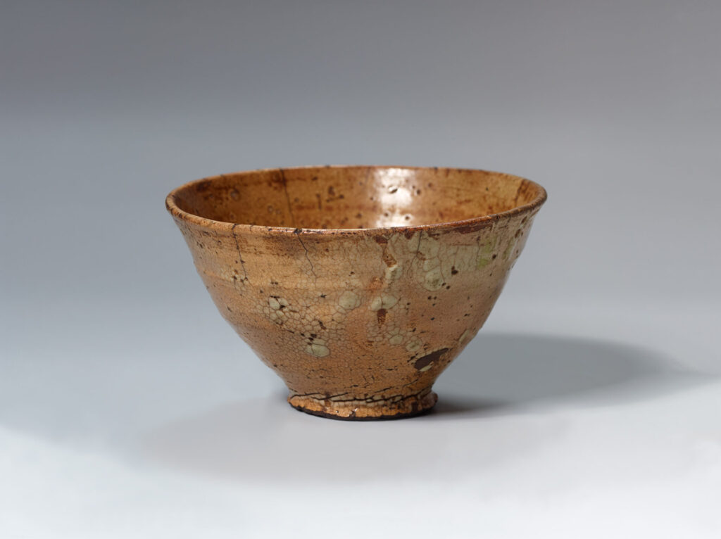 小井戸茶碗　銘六地蔵