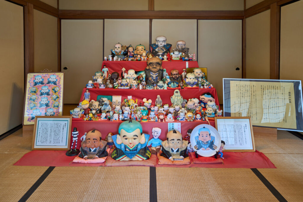金氏徹平《Triple Collections》