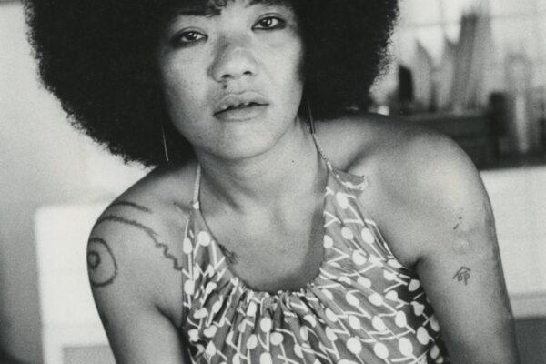 「アカバナー」石川真生