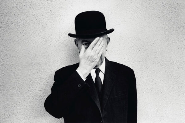 duanemichalsmagrittehandface1965christiesmedialibrary880